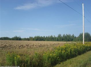 706 New Dunn Town Rd, Wade, ME 04786