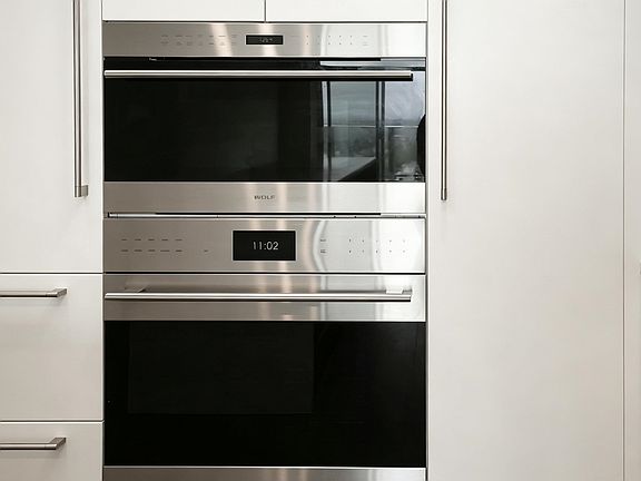 4th image of 7418 Paulson St #1601