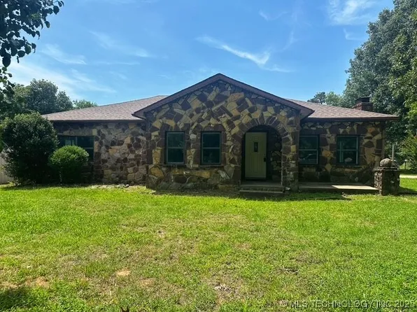 301 Warren St, Holdenville, OK 74848