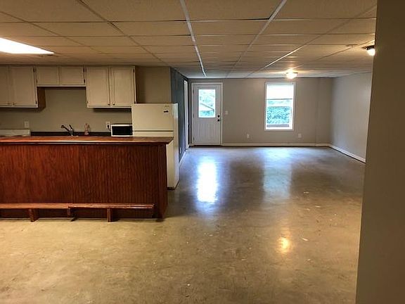 3rd image of 2300B Highway 52 W