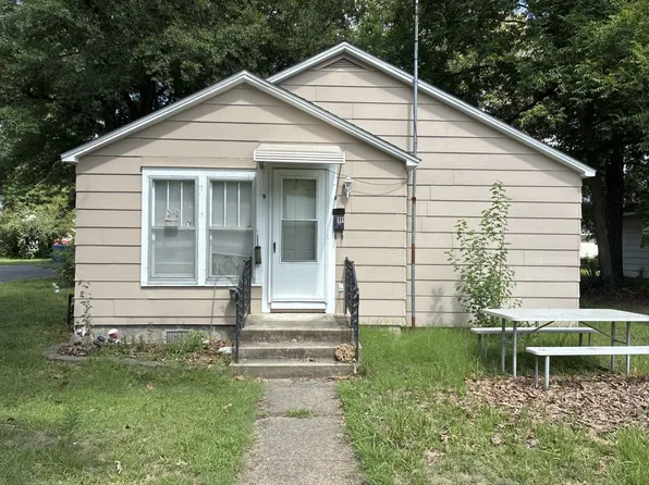 111 Lombardy Dr, East Prairie, MO 63845