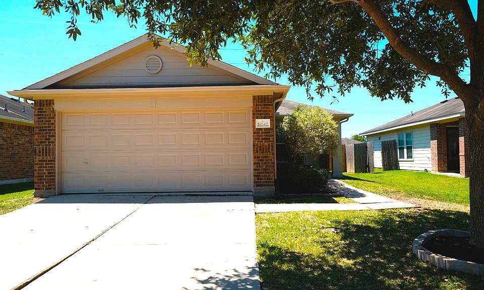 1st image of 18142 Sorrell Oaks Ln