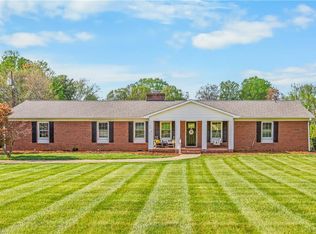 116 Asbury Dr, Kernersville, NC 27284