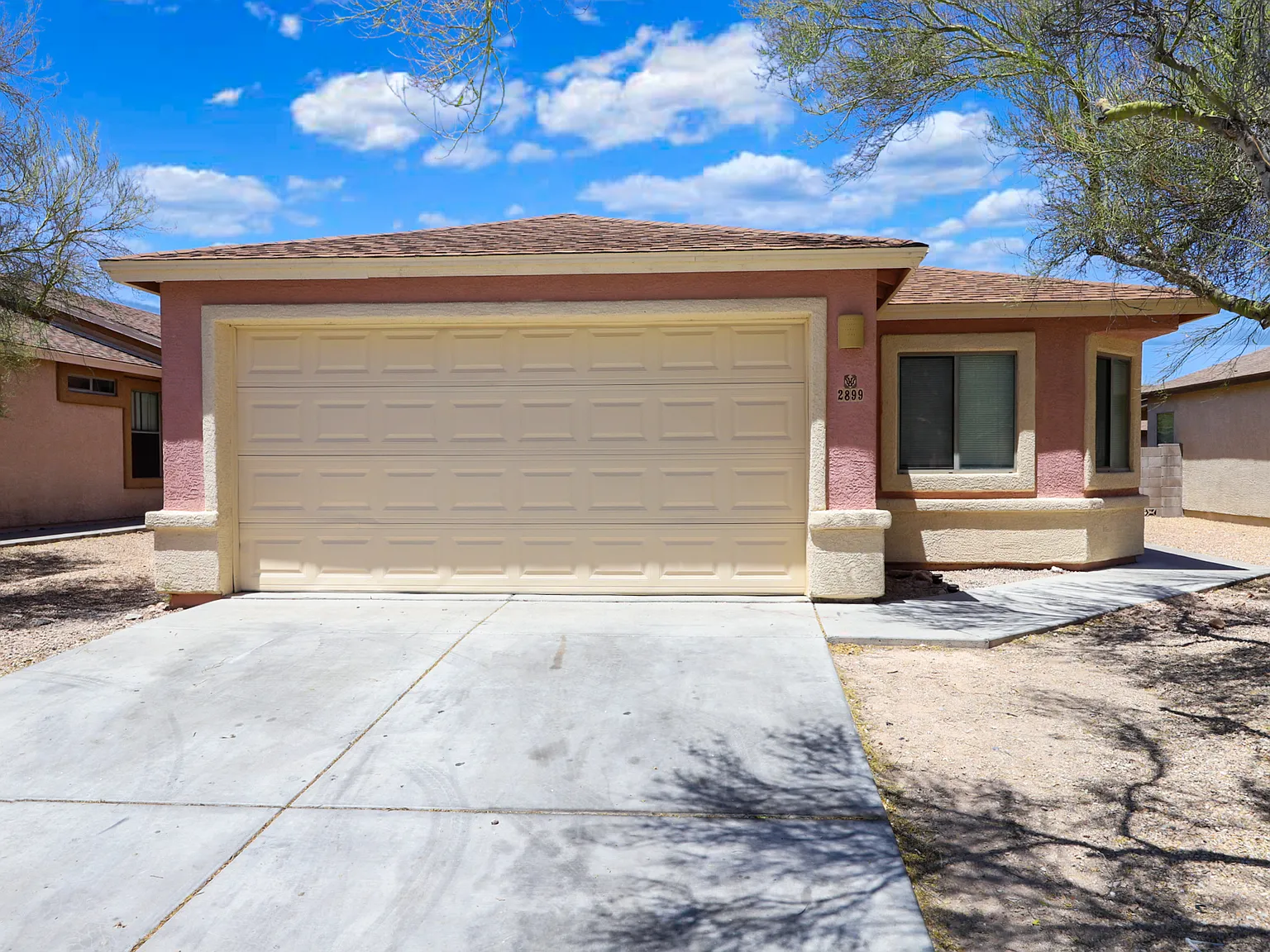 Tucson, AZ - Single-Family - $2,095.00 Available June 2024 — Photo 1