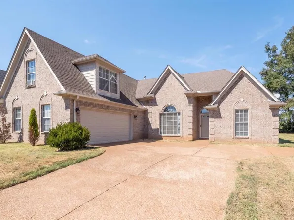 9562 Misty Knoll Dr, Cordova, TN 38016