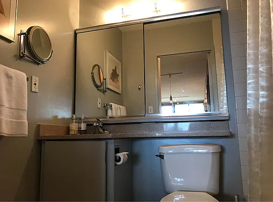 Rented by Realty Group International | media 23