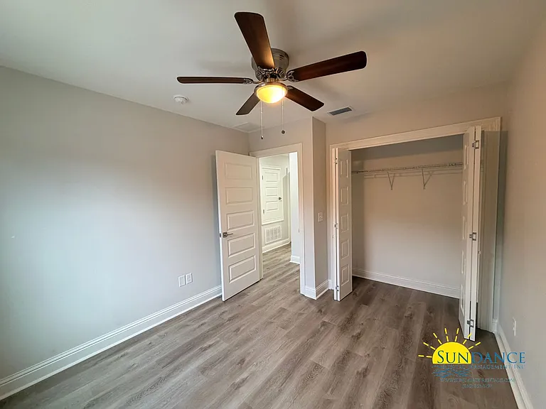699 Woodlawn Ave NW — Photo 14