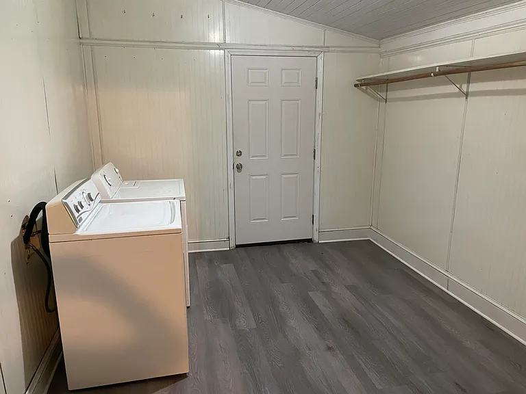 1807 McDowell St — Photo 12