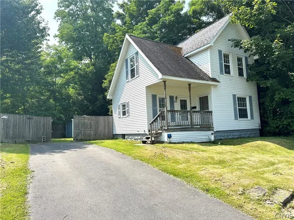 512 Erie St, Fulton, NY 13069