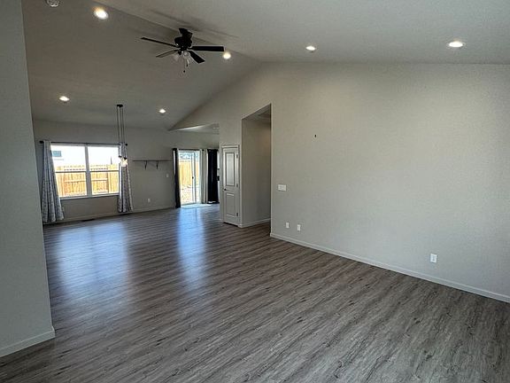3rd image of 4609 Langdon St
