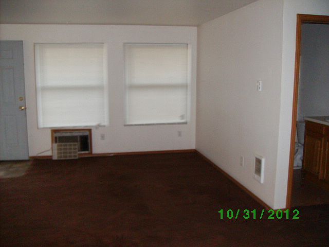 2nd image of 1116 Willow St Unit 2