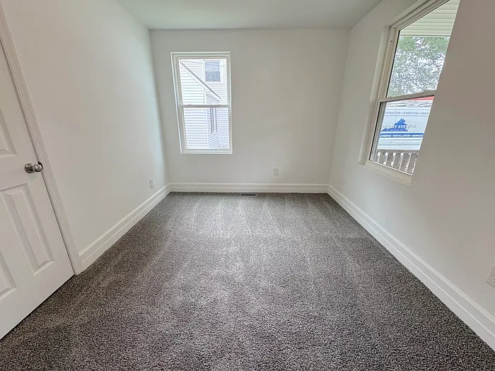 516 Homestead Ave — Photo 12