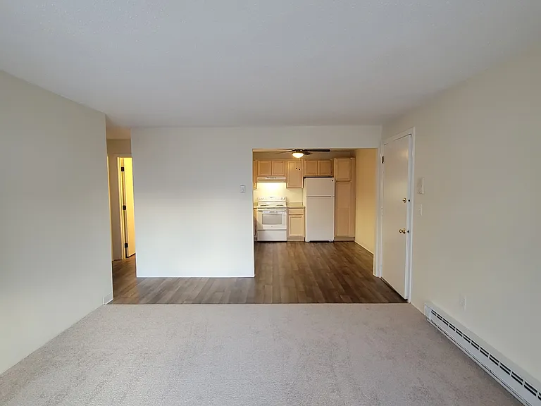 Meadowbrook Village — Photo 2