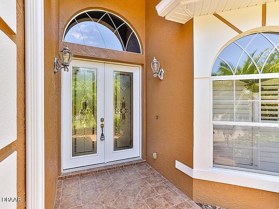 3rd image of 3204 Galty Cir