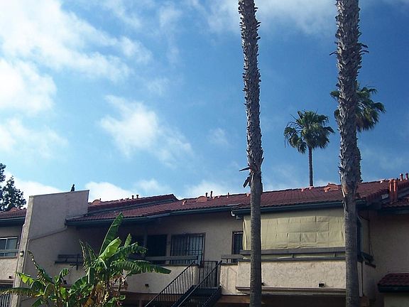 2nd image of 855 W San Ysidro Blvd Unit 16