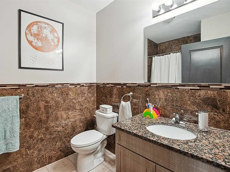 3611 Park Ave #302 — Photo 12