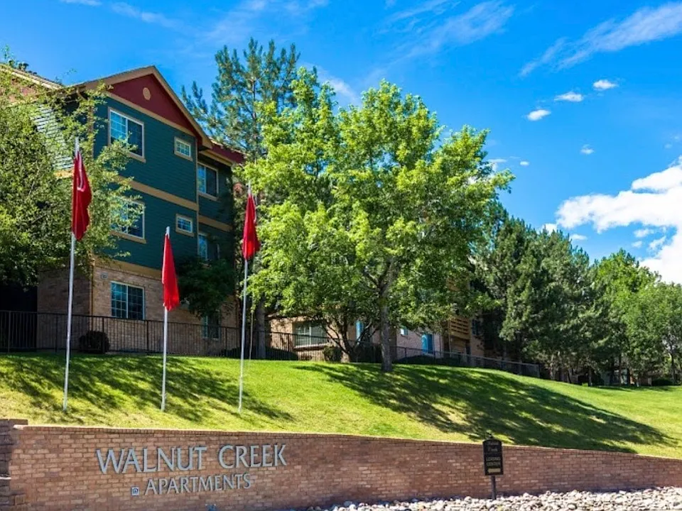 Walnut Creek Apartments