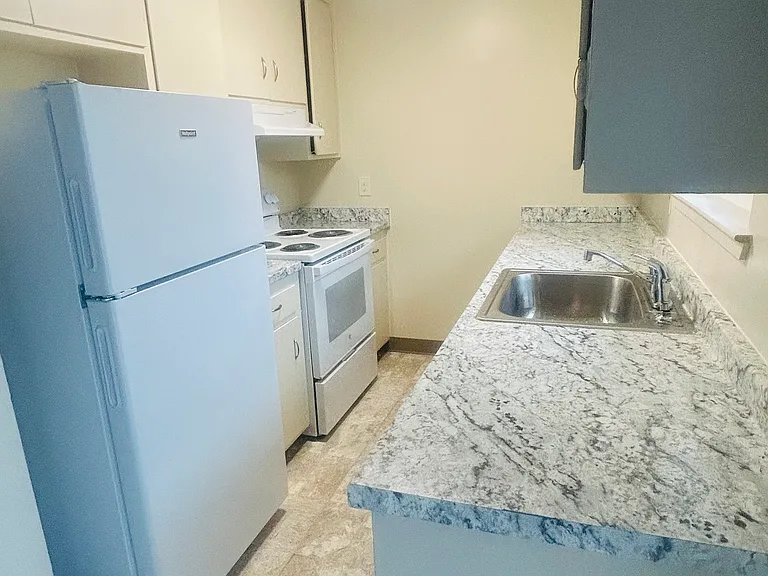 26003 Gading Rd #25971 — Photo 3