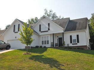 5583 Crooked Creek Dr, Ooltewah, TN 37363