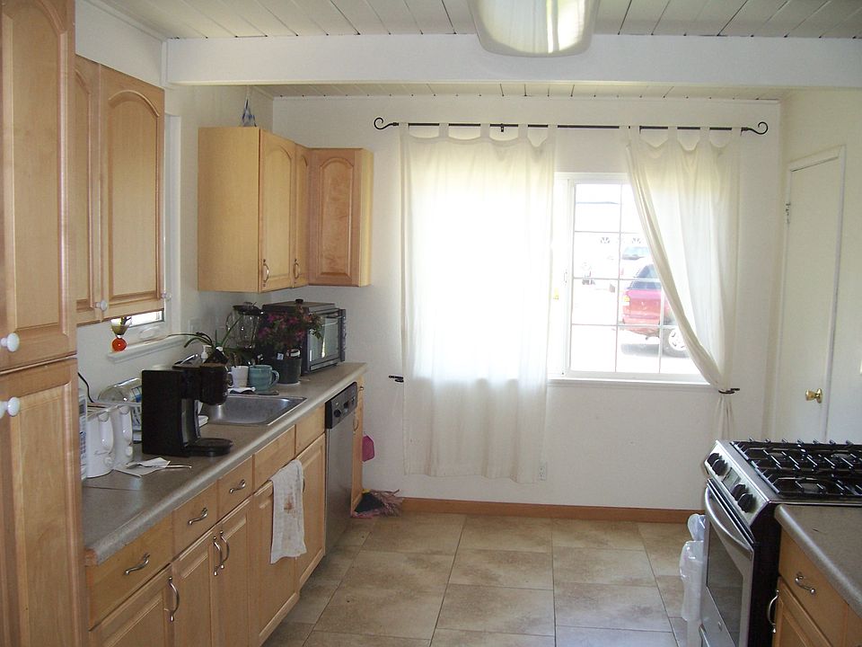 2nd image of 1024 Sage St