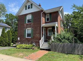 16 Brown Ave, Windsor, CT 06095