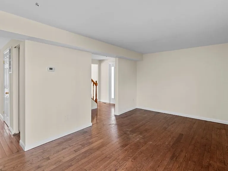 10289 Daystar Ct — Photo 9