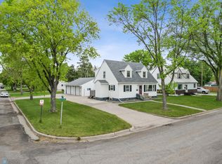 1204 12th Ave N, Moorhead, MN 56560