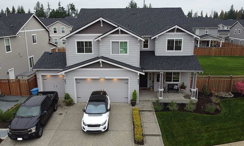 1st image of 13620 196th Ave E