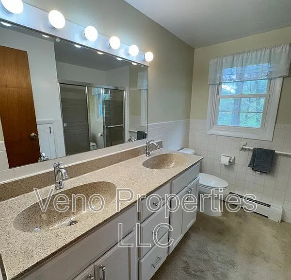 23 Glenwood Dr — Photo 21