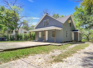 313 N Beauregard St #2, Alvin, TX 77511