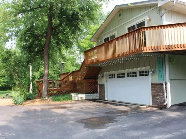 5600 Hickock St, West Bloomfield, MI 48324