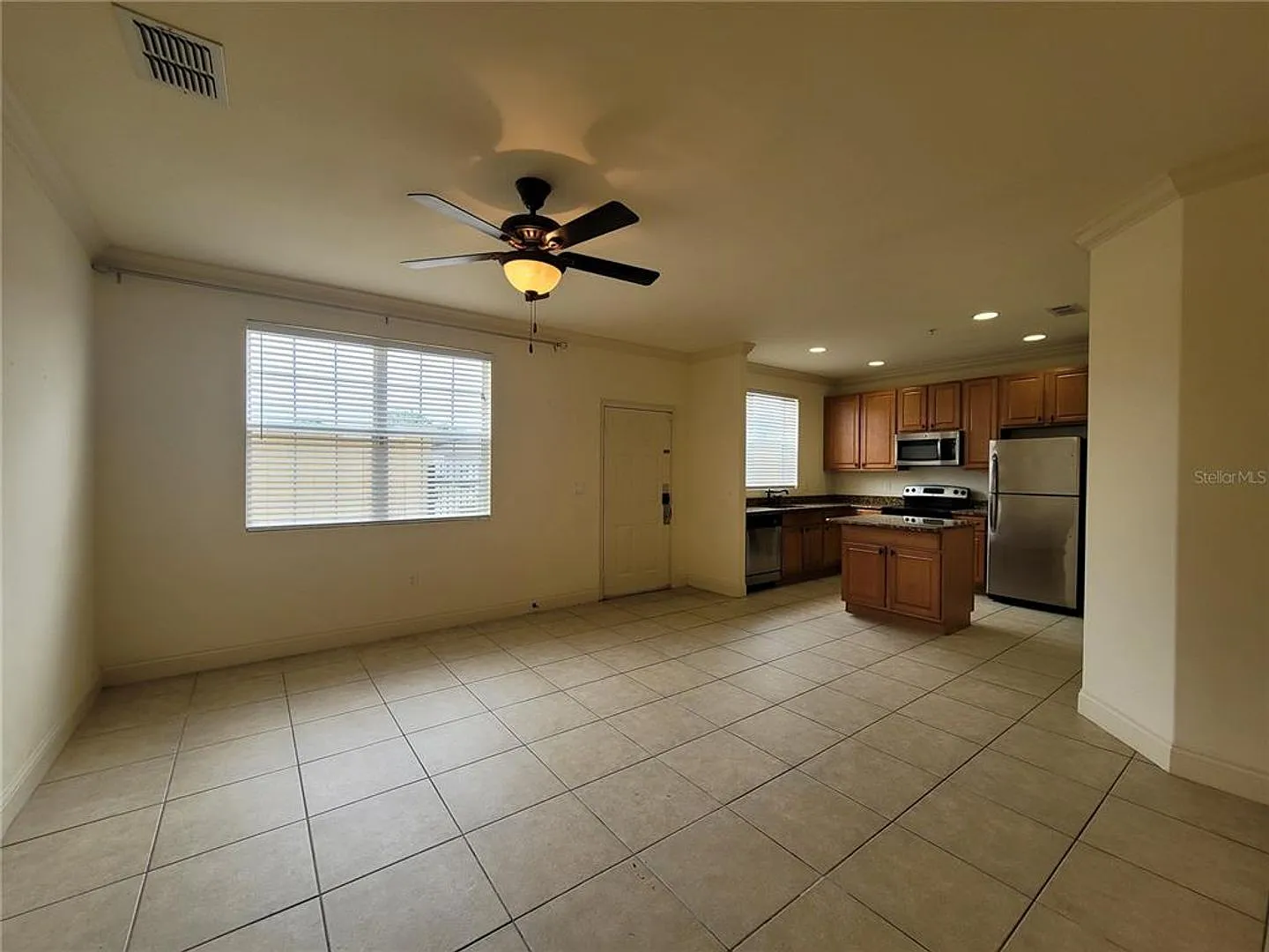 Townhome for Rent — Photo 2