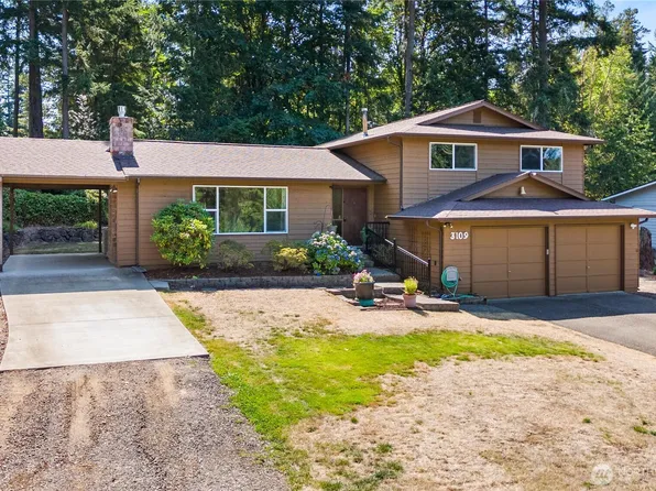 3109 NE 40th Place, Bremerton, WA 98310