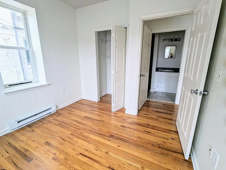 2 S Oakland Ave — Photo 20