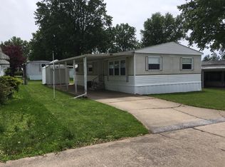 2122 Rancho Blvd, Quincy, IL 62305