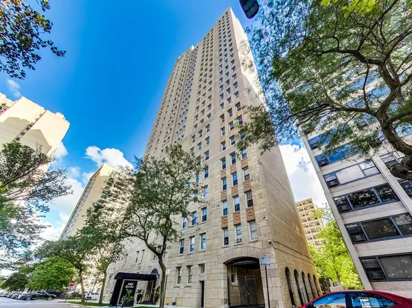 5000 S East End Ave APT 24B, Chicago, IL 60615