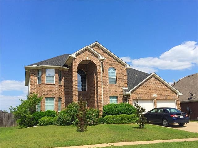 1st image of 2712 W Shore Dr