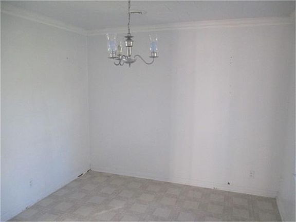 5th image of 7729 Buena Vista St
