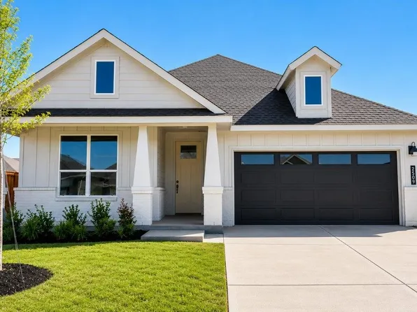 2509 Goldfinch Dr, Denton, TX 76205
