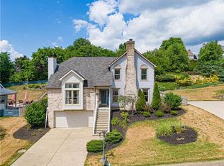 308 Larchmont Dr, Coraopolis, PA