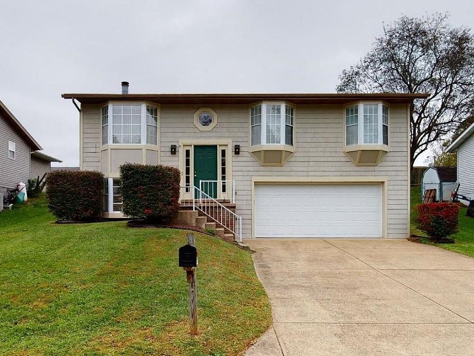 1st image of 24 Colonial Ct