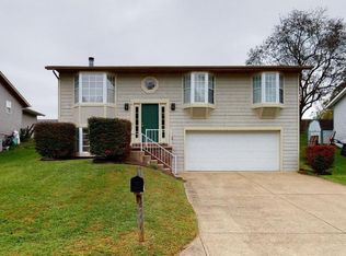 24 Colonial Ct, Barboursville, WV 25504