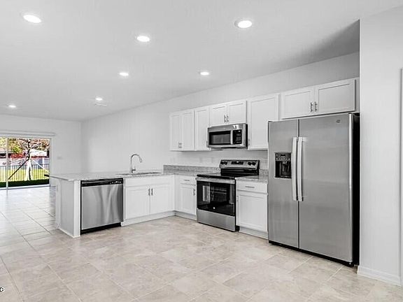 4th image of 7231 SABAL Terrace