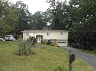 4031 Lost Oaks Dr, Ooltewah, TN 37363