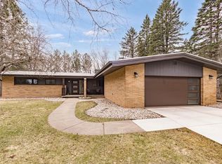 51 Billings Dr, Superior, WI 54880
