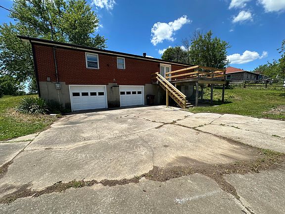 3rd image of 132 Norton Dr