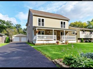 107 S Hickory St, Palatine, IL 60067