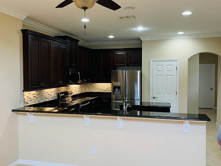 5604 Siracusa Ln — Photo 9