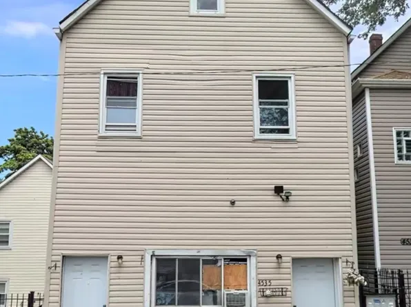4535 S Honore St, Chicago, IL 60609