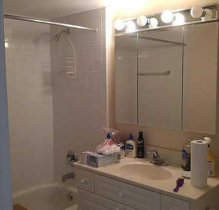3rd image of 7041 W Touhy Ave APT 409